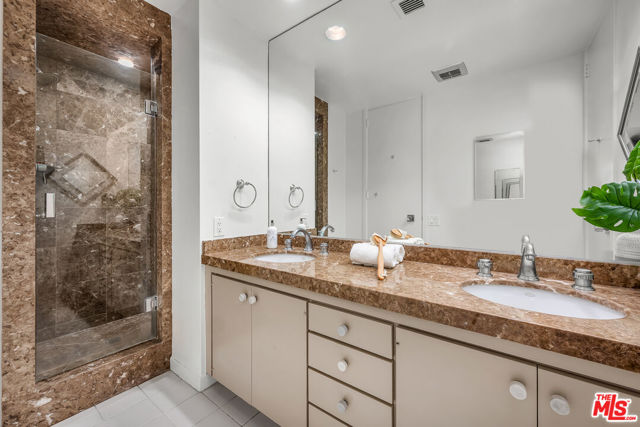 9255 Doheny Road, West Hollywood CA: https://media.crmls.org/mediaz/f870abe0-8937-4ba2-a32b-d3c1264e1d3b.jpg