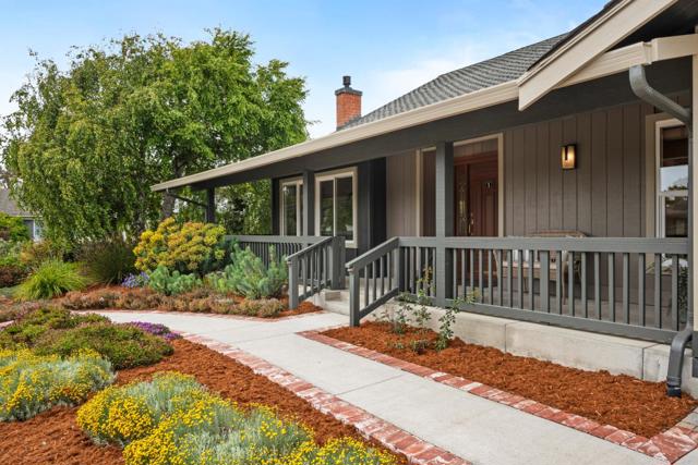 1 Le Havre Place, Half Moon Bay CA: https://media.crmls.org/mediaz/f87106e8-c190-45f9-b6dd-33ebd48b46cb.jpg