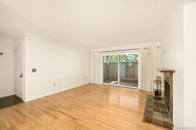6544 College Grove Dr, San Diego CA: https://media.crmls.org/mediaz/f871a6eb-121e-4425-8349-ad39a67d4c22.jpg