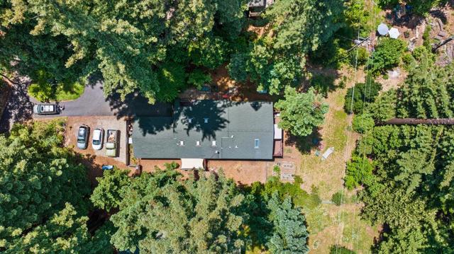 252 Nichols Drive, Santa Cruz CA: https://media.crmls.org/mediaz/f873118c-7aac-4113-b1b2-5b1d7529bed7.jpg