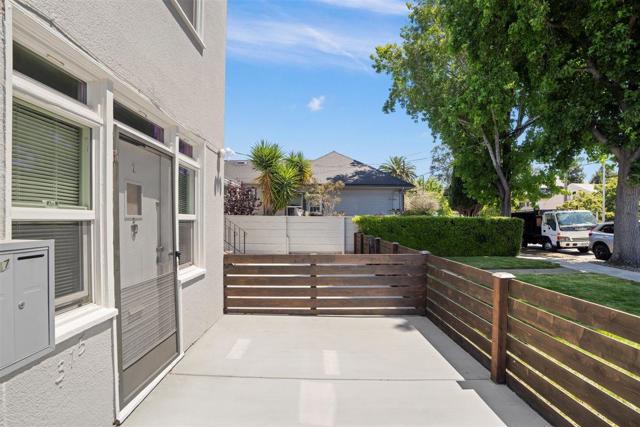 315 Grand Boulevard, San Mateo CA: https://media.crmls.org/mediaz/f873ed18-b968-44cc-af81-84ffde02c2ec.jpg