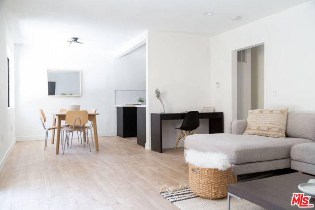 4938 Rosewood Avenue, Los Angeles CA: https://media.crmls.org/mediaz/f87418be-bad3-4316-8c7b-9c1842de3391.jpg