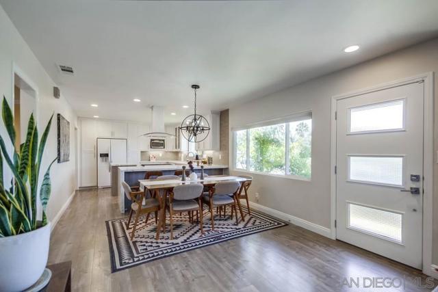 7832 Cinnabar Dr, La Mesa CA: https://media.crmls.org/mediaz/f8747fdf-801e-46be-ad59-dd62c4cf52e4.jpg