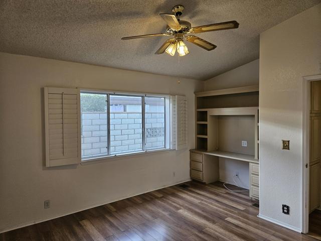 73278 Palm Greens Parkway, Palm Desert CA: https://media.crmls.org/mediaz/f874f7df-c732-4fa9-8f31-ddcca13bdbf4.jpg