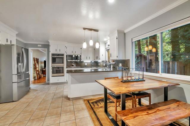 165 Saint Francis Drive, Boulder Creek CA: https://media.crmls.org/mediaz/f875bdb0-7efc-472b-8039-7e26bf5751f7.jpg