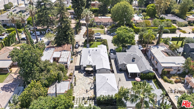 11023 Kling Street photo 25
