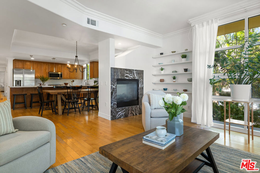 1601 S Bentley Avenue #201