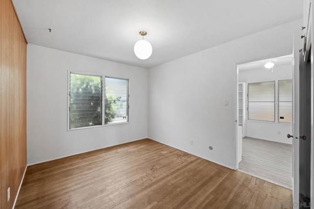 1432 E 20th St, National City CA: https://media.crmls.org/mediaz/f8776497-9bdd-4b98-8a72-587169166fea.jpg