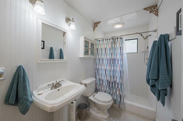Image 33 of 56 For 744 Seely Avenue