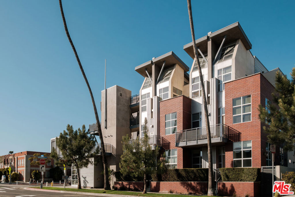 1912 Broadway #109