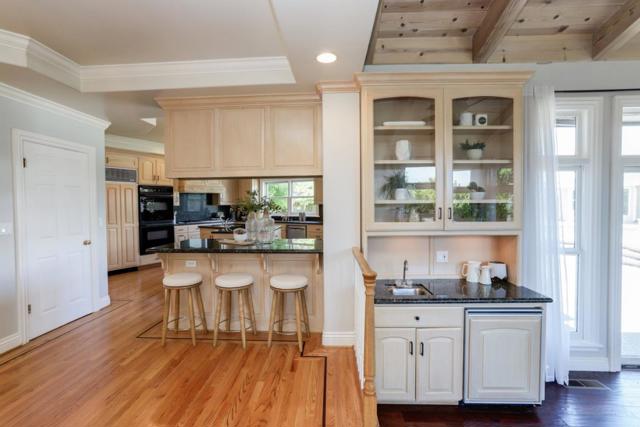 510 Oak Park Way, Redwood City CA: https://media.crmls.org/mediaz/f8784a79-00c1-416b-9c0b-437622d5224c.jpg