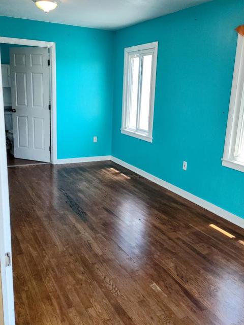 230 Paloma Avenue, Salinas CA: https://media.crmls.org/mediaz/f8785b48-75fe-4503-b174-8c939f128113.jpg
