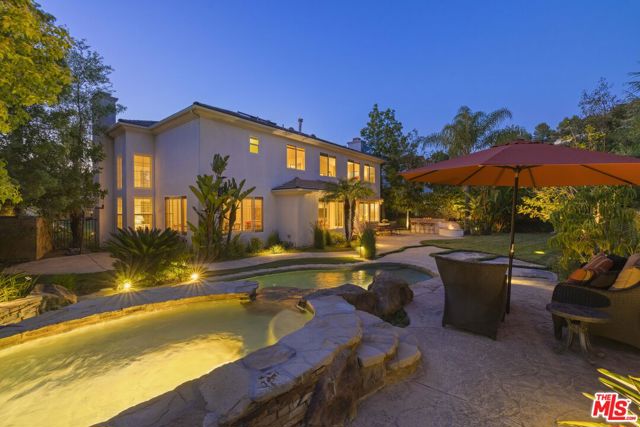 3432 Daniella Court, Calabasas CA: https://media.crmls.org/mediaz/f8786884-7dd6-4bb8-b515-69f01a491ee0.jpg