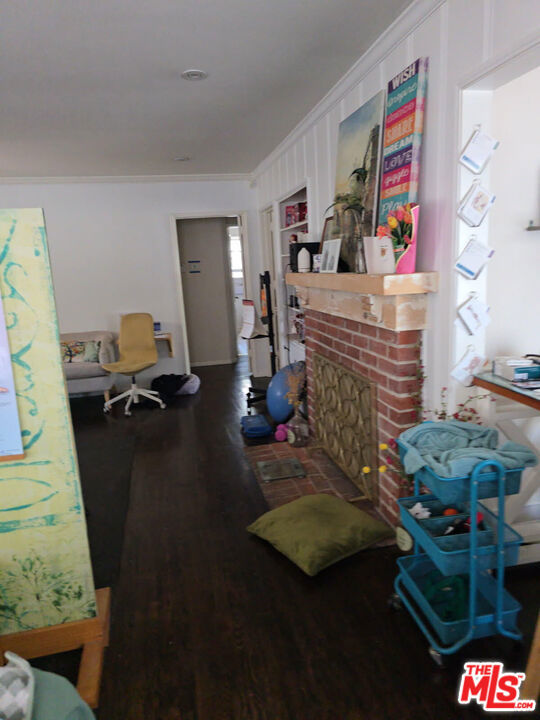 2 Bed Home for Sale in Los Angeles, California