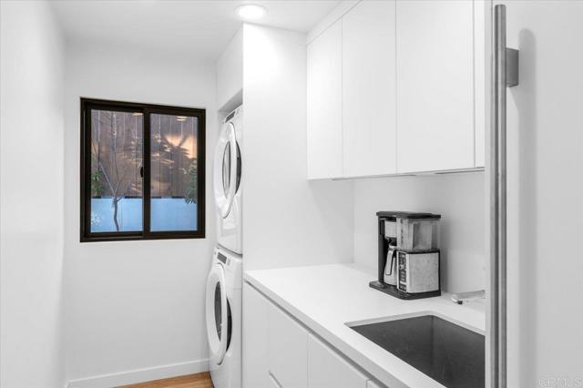 Detail Gallery Image 17 of 57 For 1560 Hawk View Dr, Encinitas,  CA 92024 - 4 Beds | 4 Baths