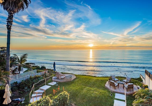 538 4th St, Encinitas CA: https://media.crmls.org/mediaz/f8799c44-a76a-4c8a-96b4-0f33024f08ff.jpg