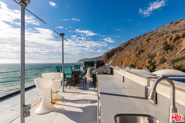 Drew Fenton | 11350 Pacific Coast Highway Malibu CA | MLS: 7469935 Drew Fenton | 11350 Pacific Coast Highway Malibu CA | MLS: 7469935
