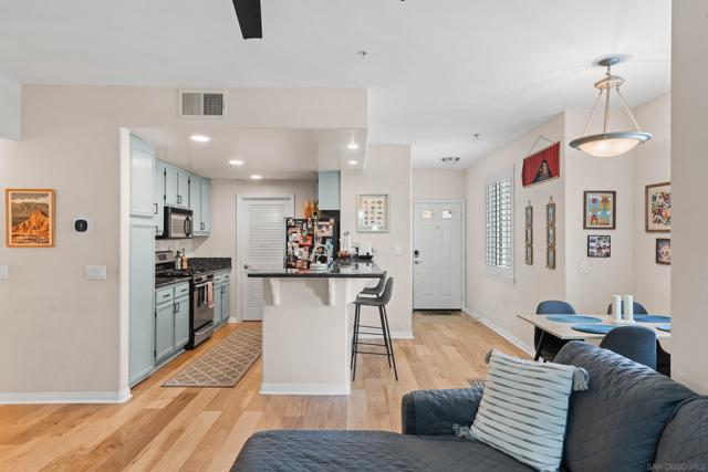 13039 Evening Creek Dr S, San Diego CA: https://media.crmls.org/mediaz/f87a89d2-eedd-4cd6-bf41-5f099227b575.jpg