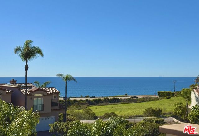 6438 Lunita Road, Malibu CA: https://media.crmls.org/mediaz/f87bcc8c-fd13-406d-ad39-d975b74b100b.jpg