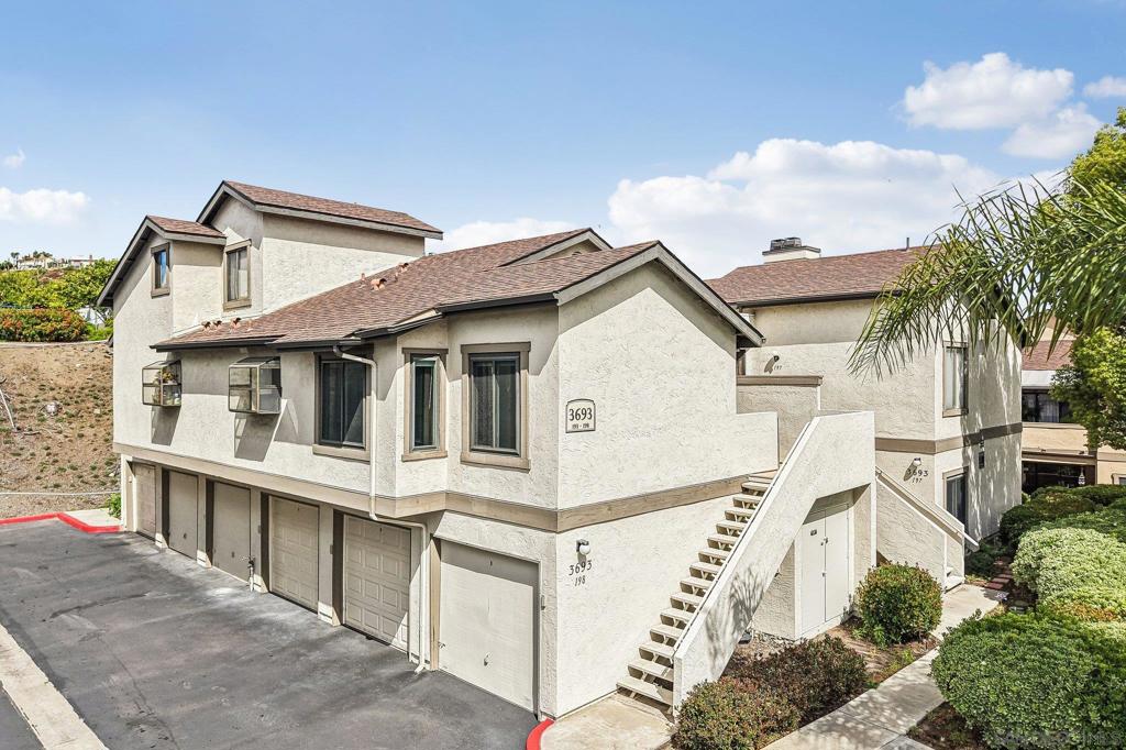 3693 Avocado Village Ct #198