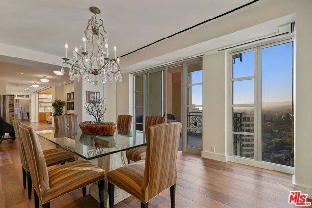 10580 Wilshire Boulevard, Los Angeles CA: https://media.crmls.org/mediaz/f87d7744-6700-4704-96dc-50d7a9db24c8.jpg