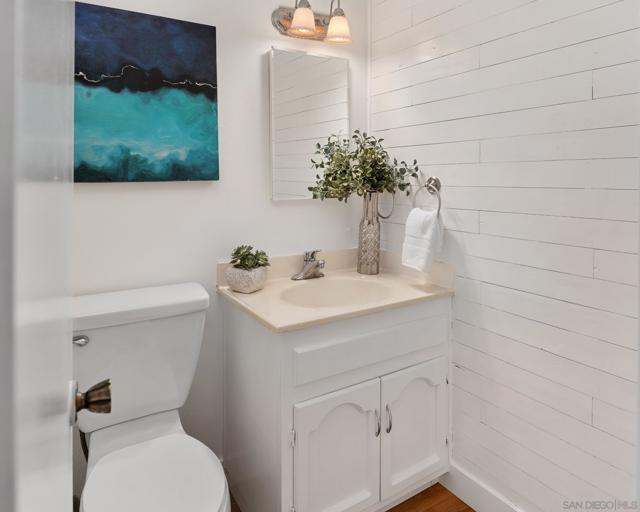 6815 Monte Verde, San Diego CA: https://media.crmls.org/mediaz/f87e4411-7dff-4440-a7d2-bc6ea59624a0.jpg