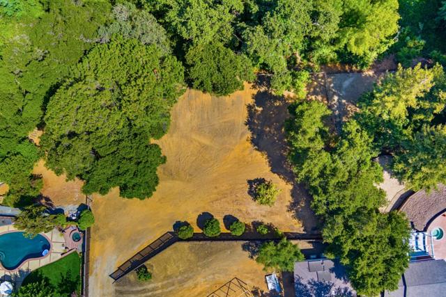 16070 Matilija Drive, Los Gatos CA: https://media.crmls.org/mediaz/f87ebc0c-cef8-45c7-b25c-04645b4a9316.jpg
