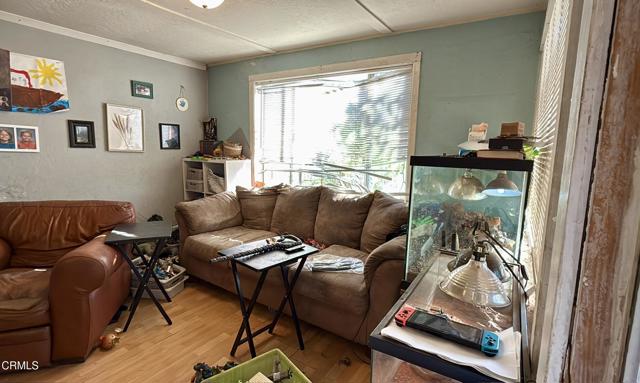 229 S Padre Juan Avenue, Ojai CA: https://media.crmls.org/mediaz/f87f378d-df75-4b31-8565-b2c6066aad87.jpg