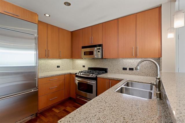 Image 7 of 59 For 325 7th Ave  1506