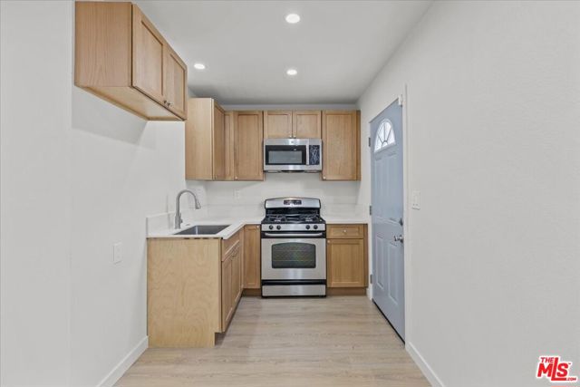 Image 11 of 28 For 4504 Menlo Avenue