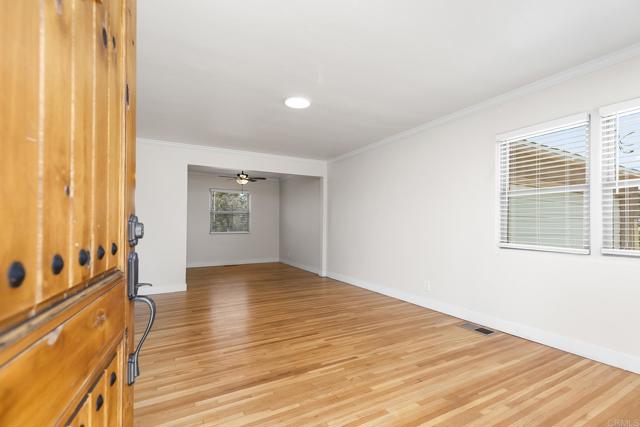 Detail Gallery Image 5 of 35 For 7287 Blackton Dr, La Mesa,  CA 91941 - 3 Beds | 1/1 Baths