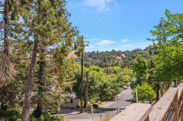 3504 SUNRISE Court, Martinez CA: https://media.crmls.org/mediaz/f884f190-2261-4496-a871-df4b17ec3d7f.jpg