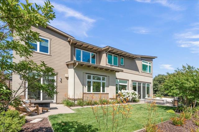 115 Wika Ranch Court, Redwood City CA: https://media.crmls.org/mediaz/f8853b97-82b1-4493-ad5f-3ac4caebf993.jpg