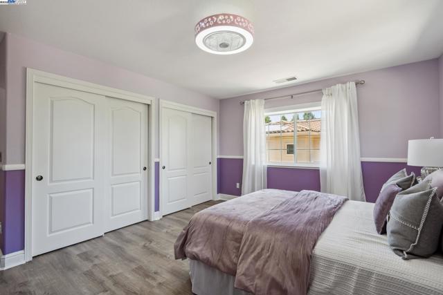 418 Golf Ct, Walnut Creek CA: https://media.crmls.org/mediaz/f885ac83-3bfb-4466-aa09-fd03408b8bb5.jpg