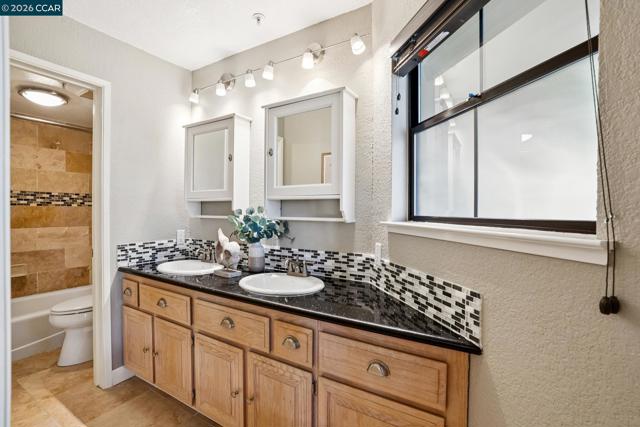 Image 18 of 26 For 3279 Mt Diablo Ct  20