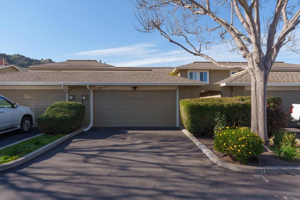 19308 Creekside Circle
