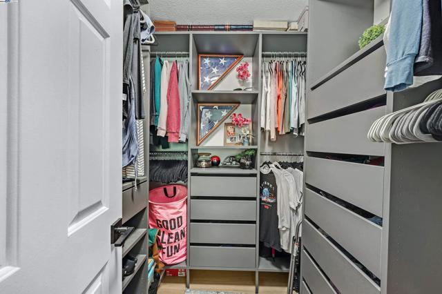 21239 Gary Dr, Hayward CA: https://media.crmls.org/mediaz/f88765d8-583d-4134-bbff-e0dbeacd3f0d.jpg