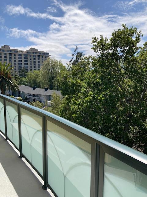 10 Crystal Springs Road, San Mateo CA: https://media.crmls.org/mediaz/f8878580-1f16-42ba-998a-4c7fcfb5dc70.jpg