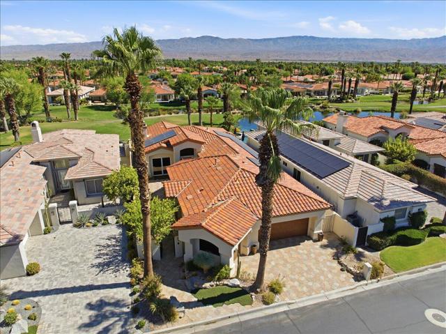 370 Gold Canyon Drive, Palm Desert, CA 92211