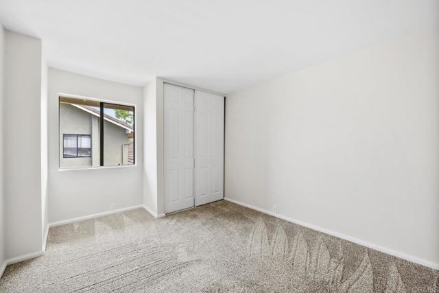 11883 Timaru Way, San Diego CA: https://media.crmls.org/mediaz/f887c696-05ed-4dfc-ba35-9380d30996f2.jpg