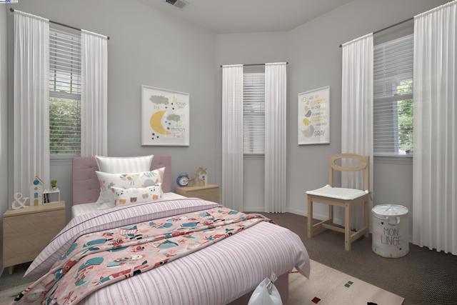342 Roundhill Dr, Brentwood CA: https://media.crmls.org/mediaz/f8883464-98c3-4e80-8f50-387ea69aa9a8.jpg