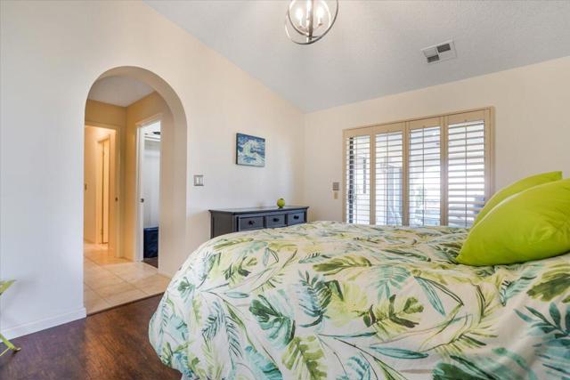 74276 Zircon E Circle, Palm Desert CA: https://media.crmls.org/mediaz/f8893da9-3e90-4212-802a-9e3c30d353da.jpg