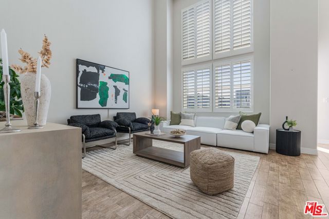 7100 Playa Vista Drive, Playa Vista CA: https://media.crmls.org/mediaz/f8893ff5-ffae-4155-8bbd-7186dd940cd0.jpg