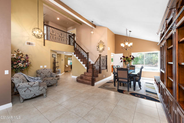 3961 Springtime Lane, Moorpark CA: https://media.crmls.org/mediaz/f88955f1-70a5-4d1c-8ff4-c658f17b0052.jpg