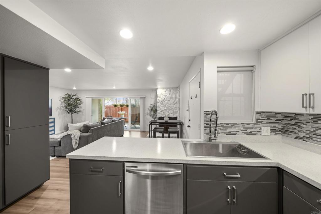 475 Midway Drive - photo 17