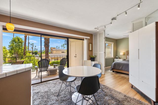 5300 E Waverly Drive, Palm Springs CA: https://media.crmls.org/mediaz/f88a4681-741b-4768-acbe-3529fbb8e1c7.jpg