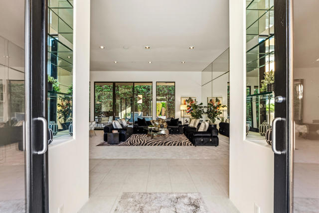 50120 Indian Camp Road, La Quinta CA: https://media.crmls.org/mediaz/f88b9276-4b4f-4dcd-a2ab-b03480e0da73.jpg