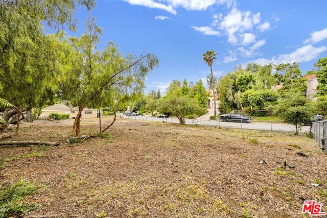 28461 Driver Avenue, Agoura Hills CA: https://media.crmls.org/mediaz/f88bfec4-056c-4353-b6e5-fc979c663db9.jpg