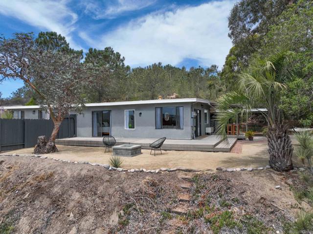 3854 56 Via Del Mar, San Diego CA: https://media.crmls.org/mediaz/f88cd12b-7202-4fb3-bb81-23ba4ddc71a8.jpg