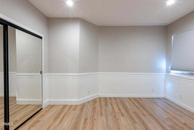 Detail Gallery Image 20 of 26 For 5135 Zelzah Ave #107,  Encino,  CA 91316 - 2 Beds | 2 Baths